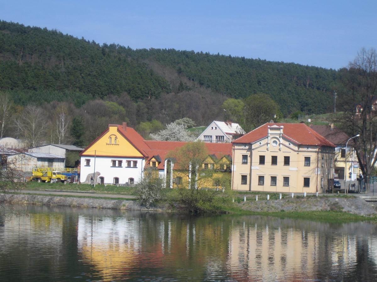 Penzion Patak Kamyk nad Vltavou Экстерьер фото